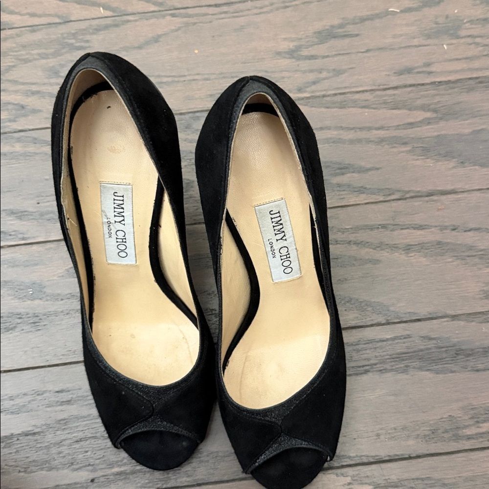 Authentic Jimmy Choo suede peep toe pumps sz 38
